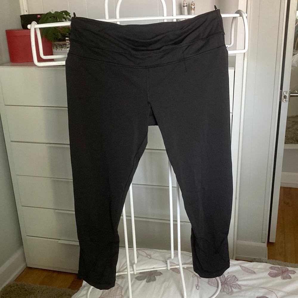 US4 Cropped lulu leggings
